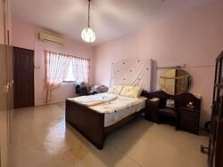 Sennett Estate (D13), Terrace #553575121